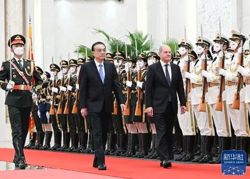 亚美AM8AG股份董事长张锦红出席中德经济界代表座谈并发言