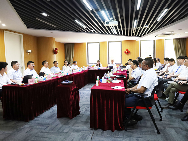 二十一载 智造未来丨贺亚美AM8AG股份廿一诞辰，再启新篇
